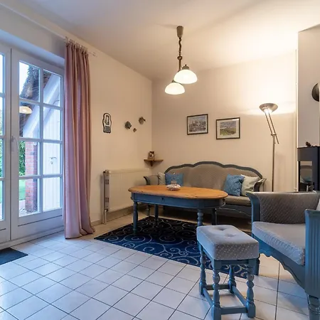 아파트 Mit Kamin In Einer Eigentumswohnung, Cleaning Included *